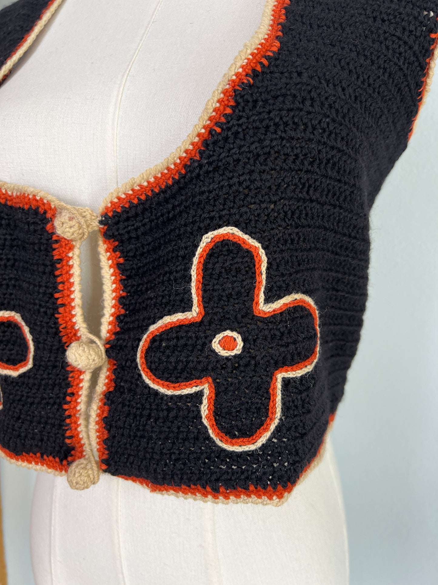 Gilet anni 70 creato a mano all'uncinetto