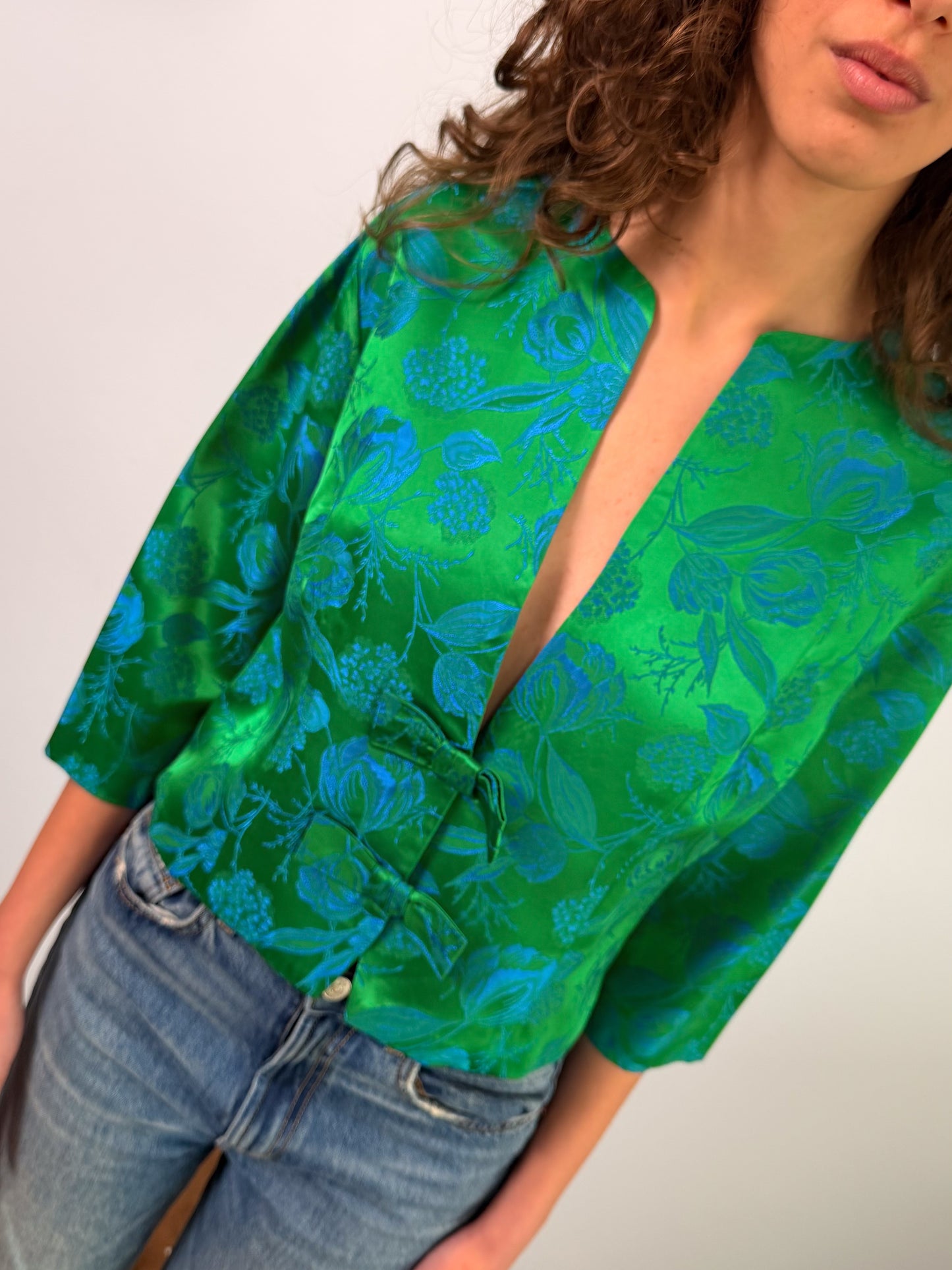 Giacca In tessuto jacquard anni 50 con fiocchetti davanti