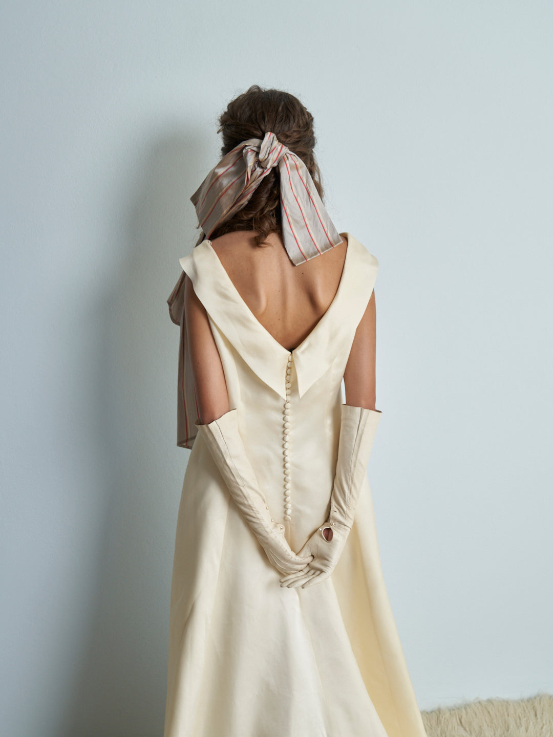 Abito da Sposa fine anni 90 in pura seta organza con scavo vintage