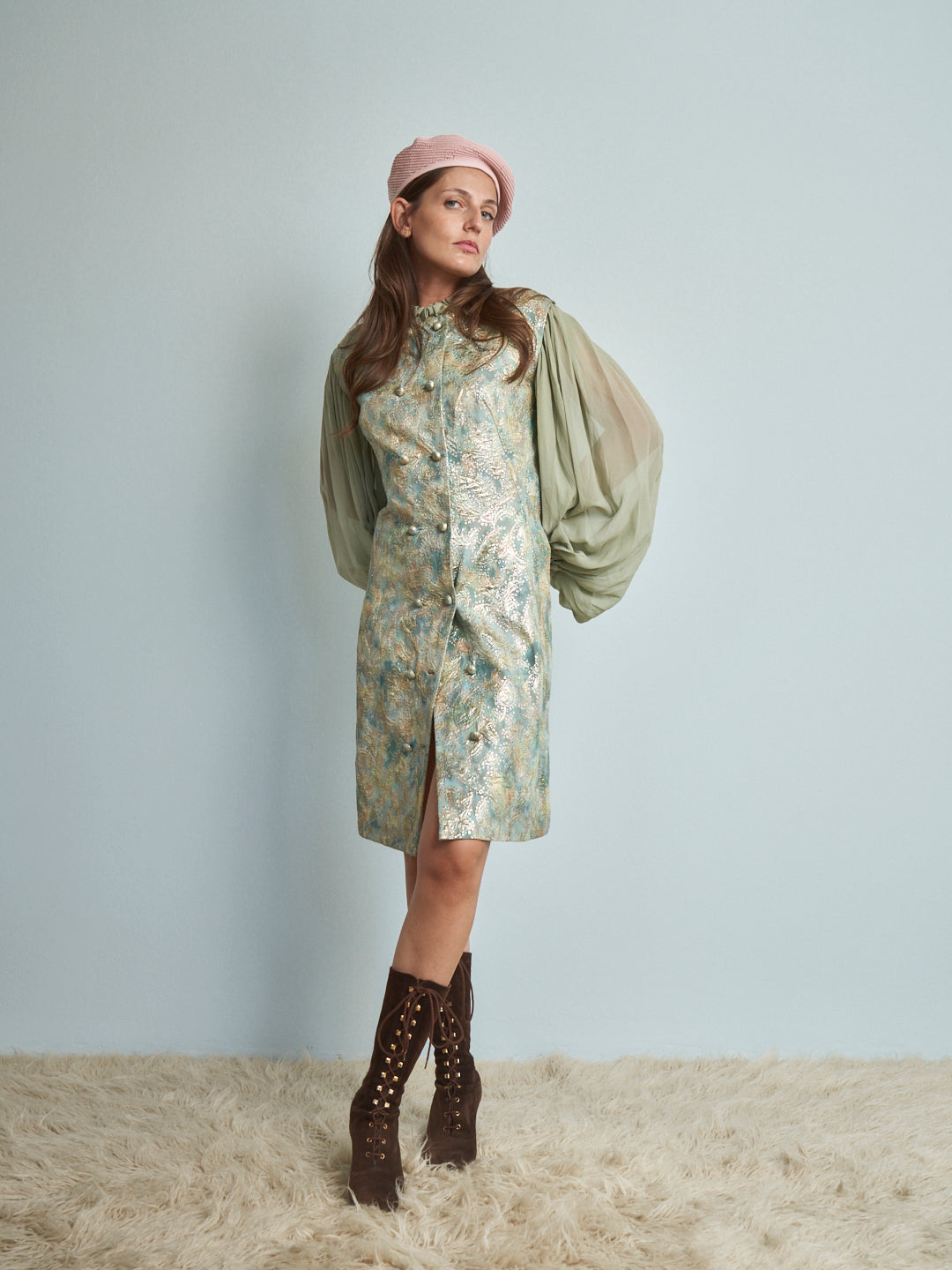 Abito anni 60 lurex broccato e seta verde salvia azzurro e oro