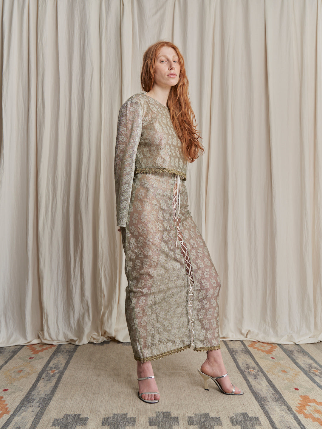 Abito Completo anni 60 in pizzo lamé reworked con lace-up