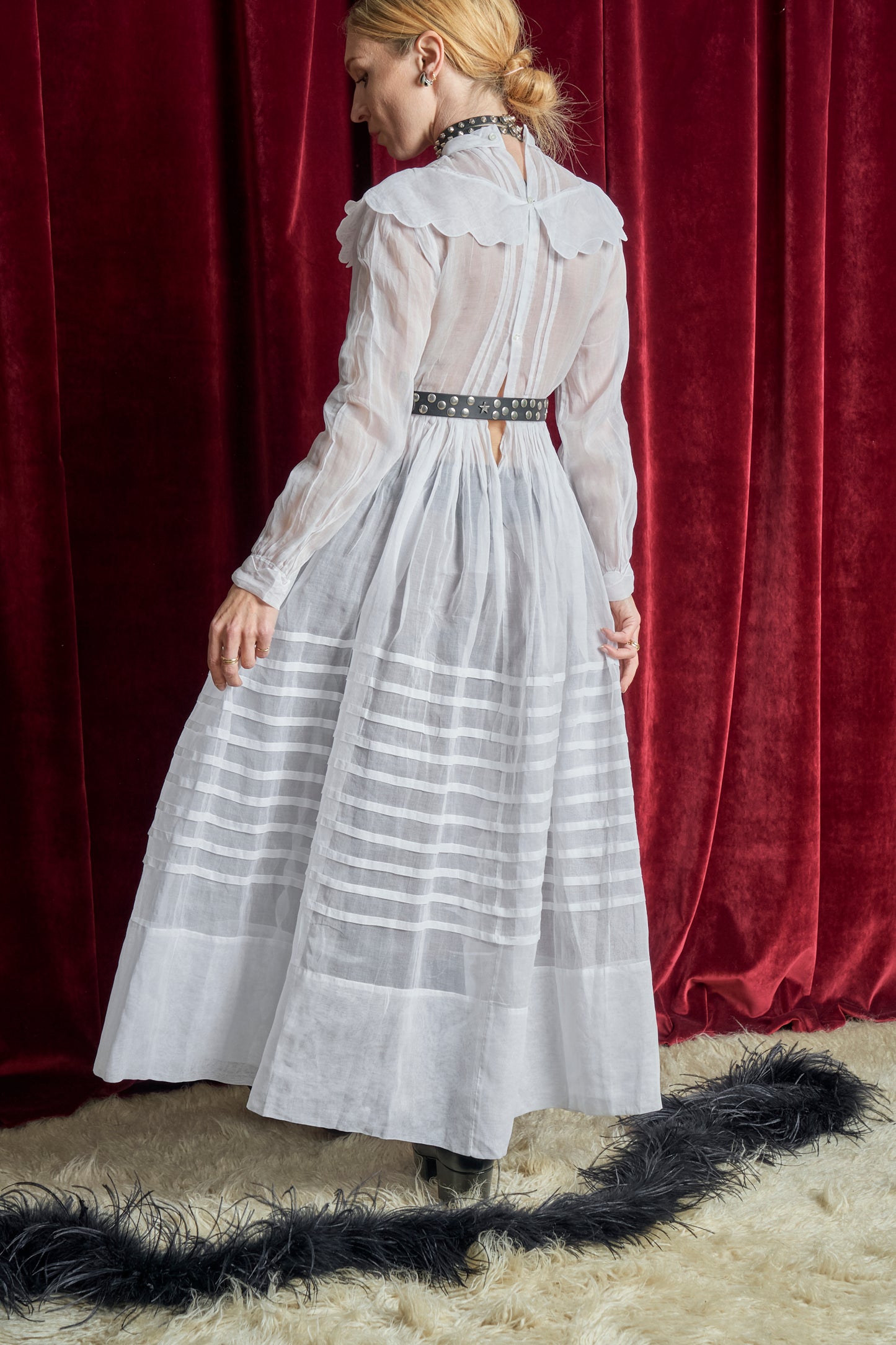 Abito in organza antico