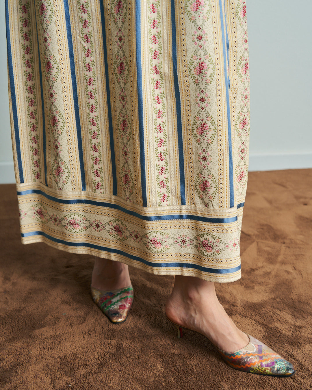Abito vintage in tessuto jacquard tapestry romantico