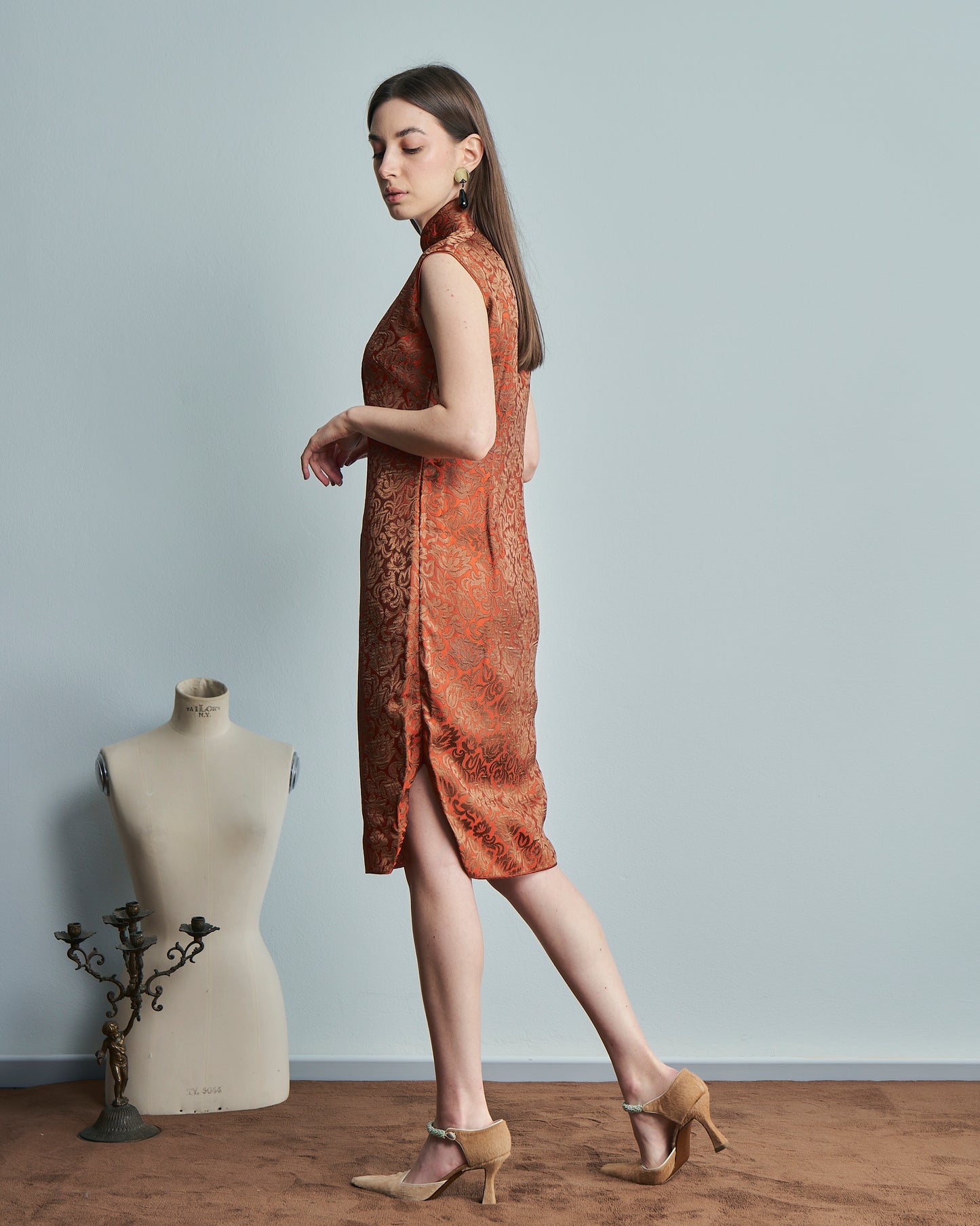 Abito taglio orientale anni 70 Jacquard in seta, foderato in seta