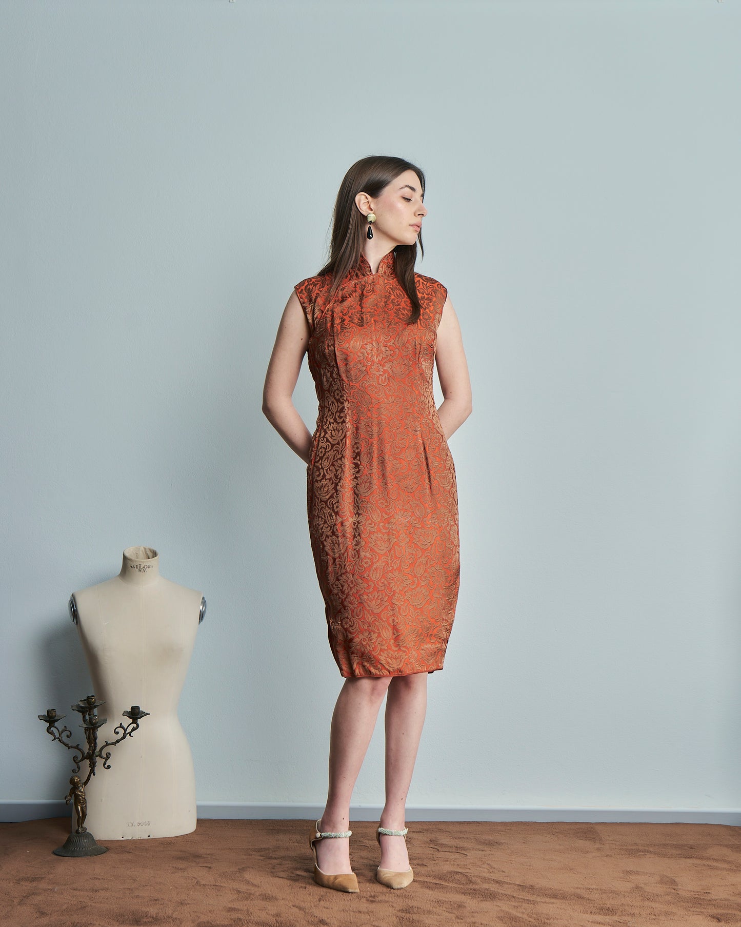Abito taglio orientale anni 70 Jacquard in seta, foderato in seta