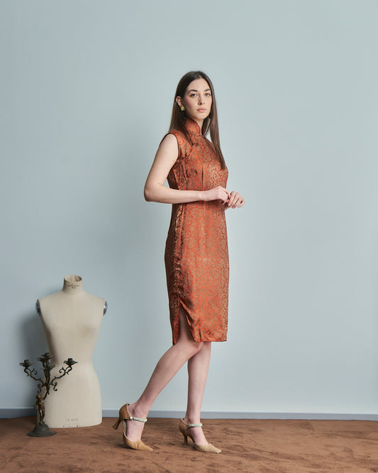 Abito taglio orientale anni 70 Jacquard in seta, foderato in seta