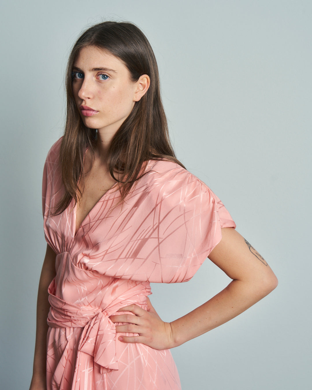 Abito sartoriale anni 80 in seta jacquard rosa