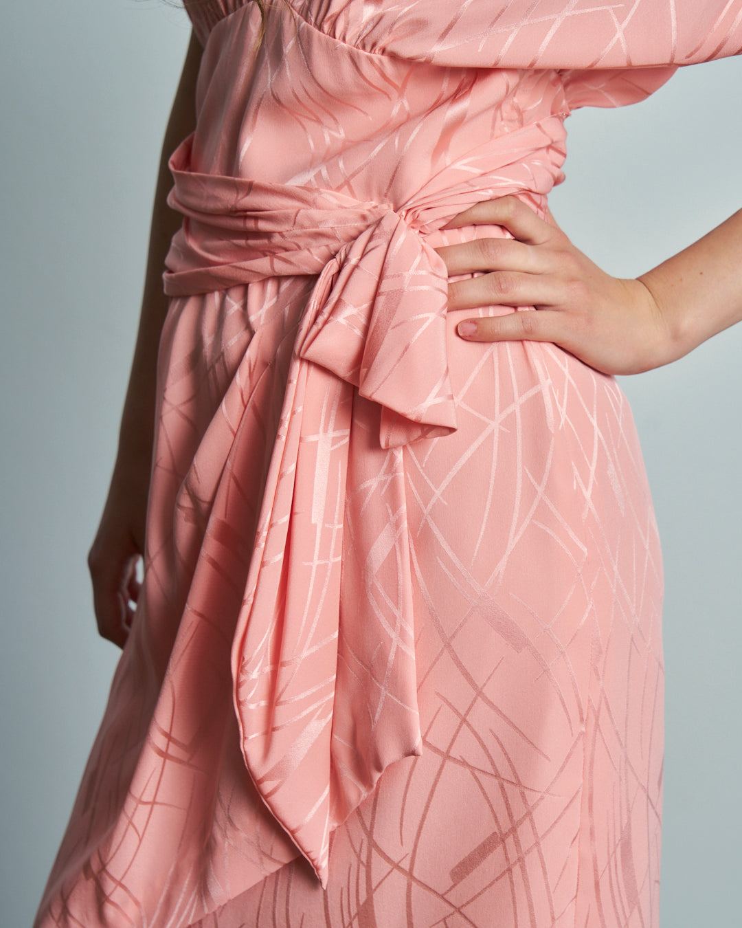 Abito sartoriale anni 80 in seta jacquard rosa