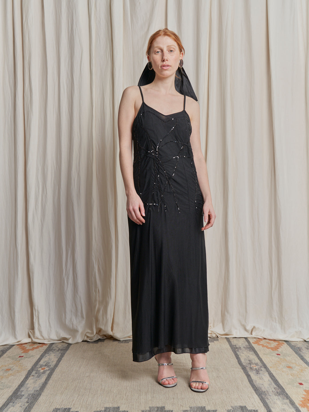 Abito spalline sottili D&G nero lungo con ricami paillettes in tulle foderato