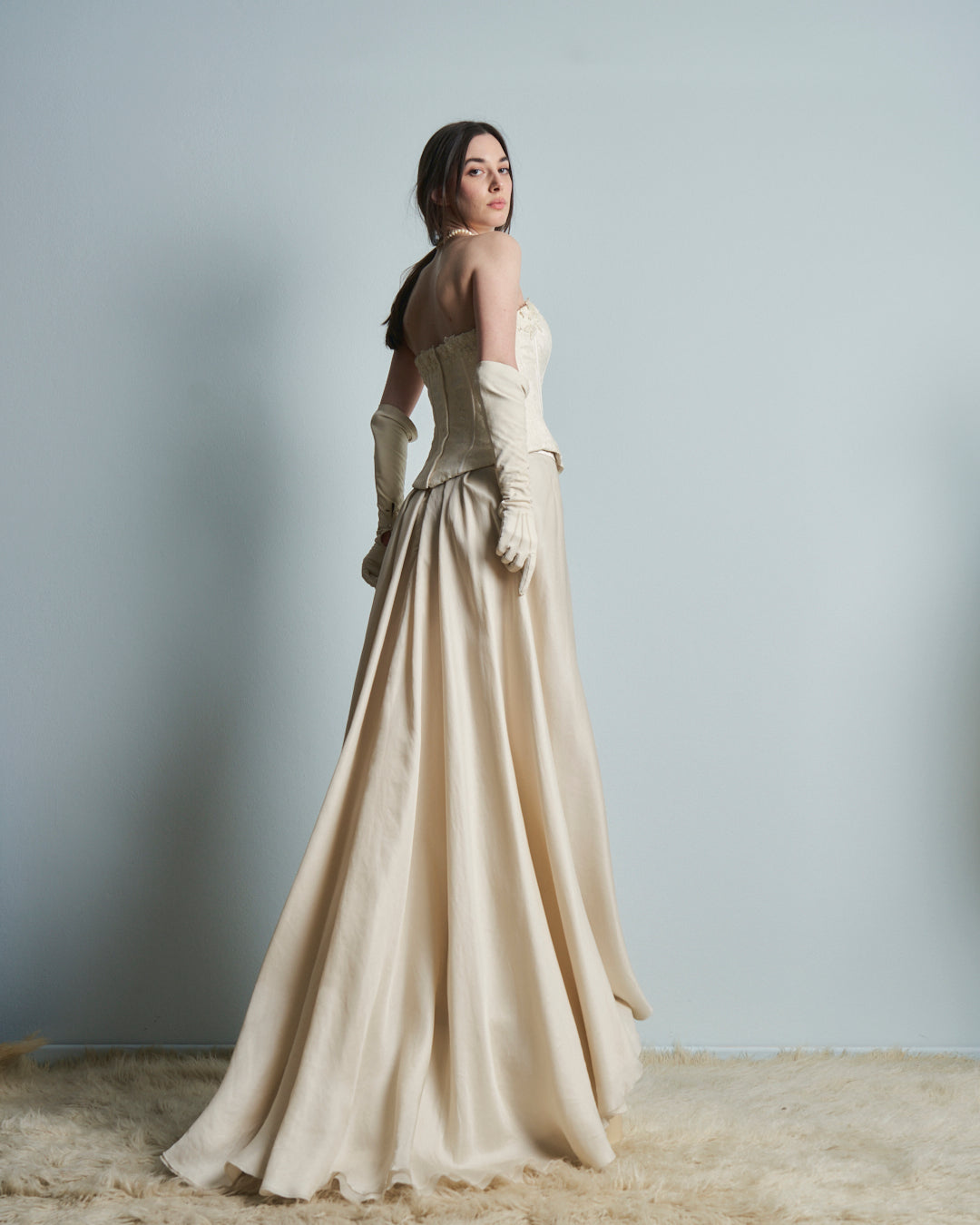 Abito da sposa con Bustino in pizzo steccato e gonna in pura seta organza anni 90