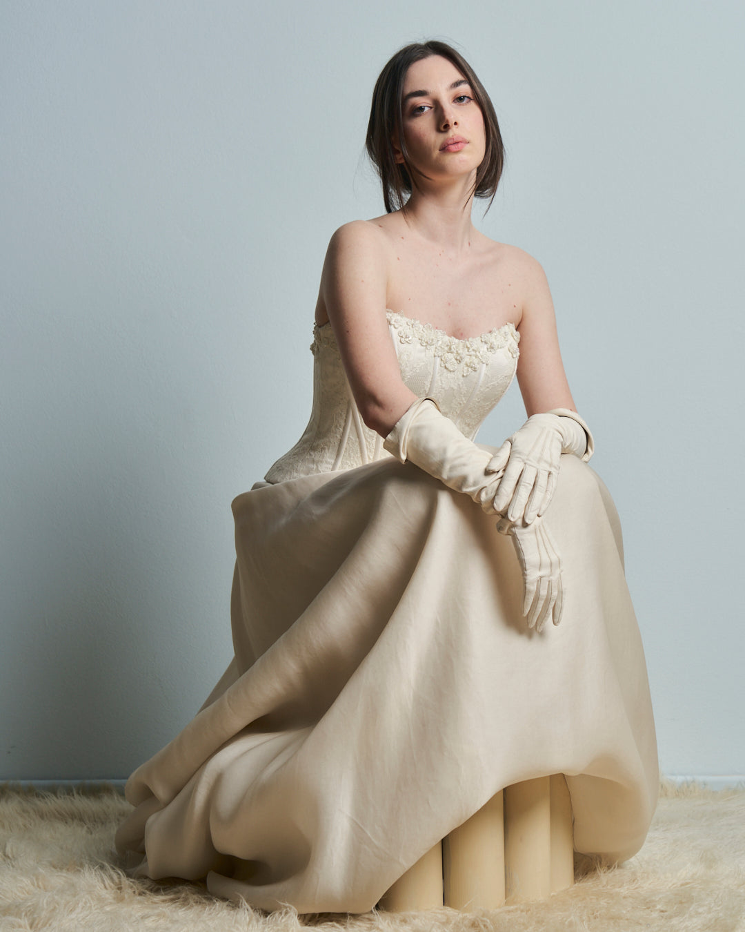 Abito da sposa con Bustino in pizzo steccato e gonna in pura seta organza anni 90