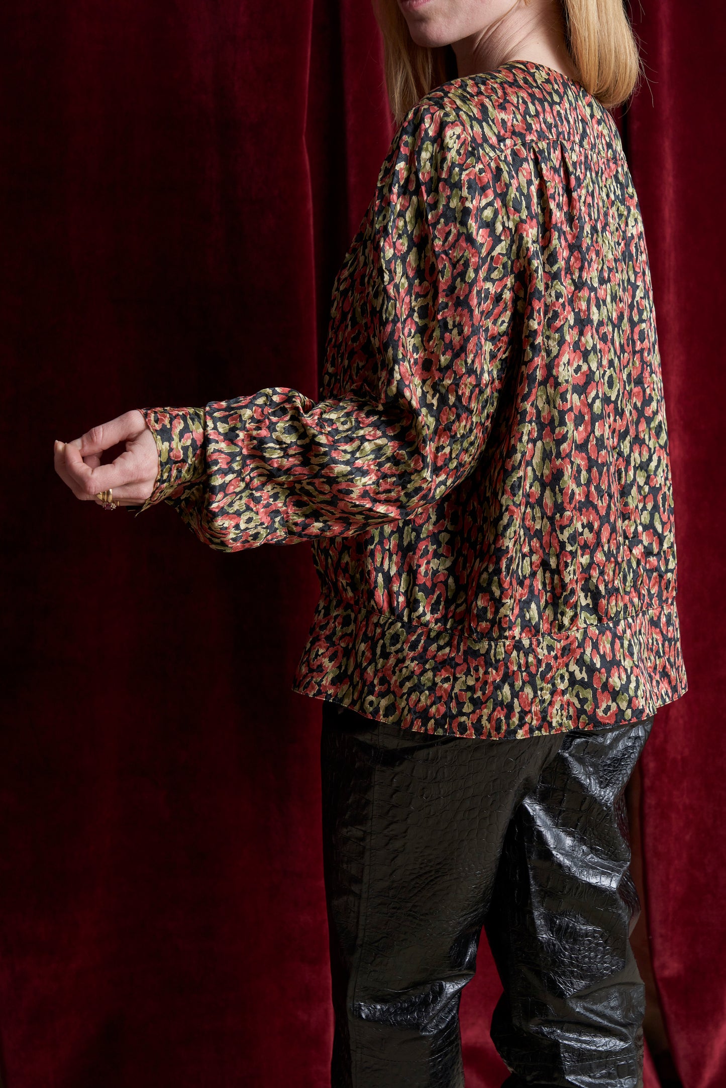 Blusa sartoriale anni 80 in seta jacquard
