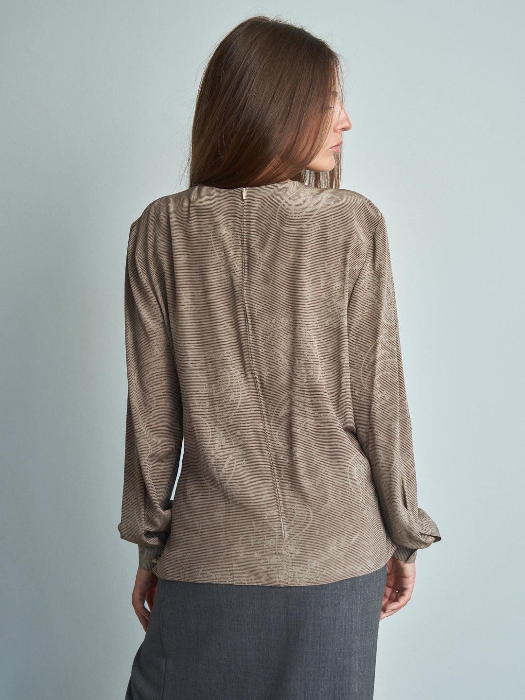 Blusa firmata Erreuno anni 80 in pura seta con arriccio davanti