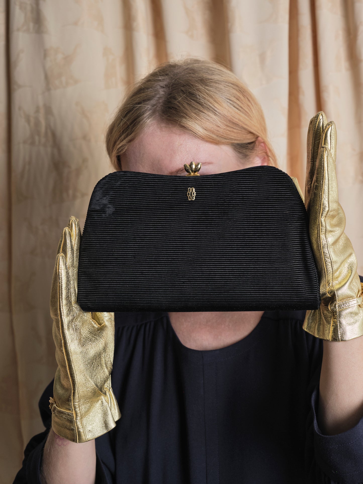 Pochette in velluto a coste anni 80