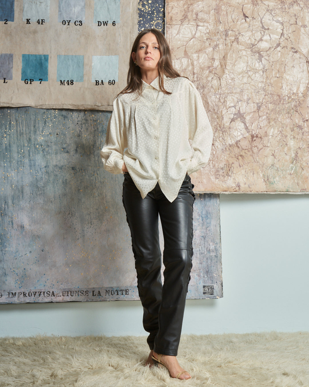 Blusa camicia in tessuto damascato jacquard lamé nero e oro (Copia)