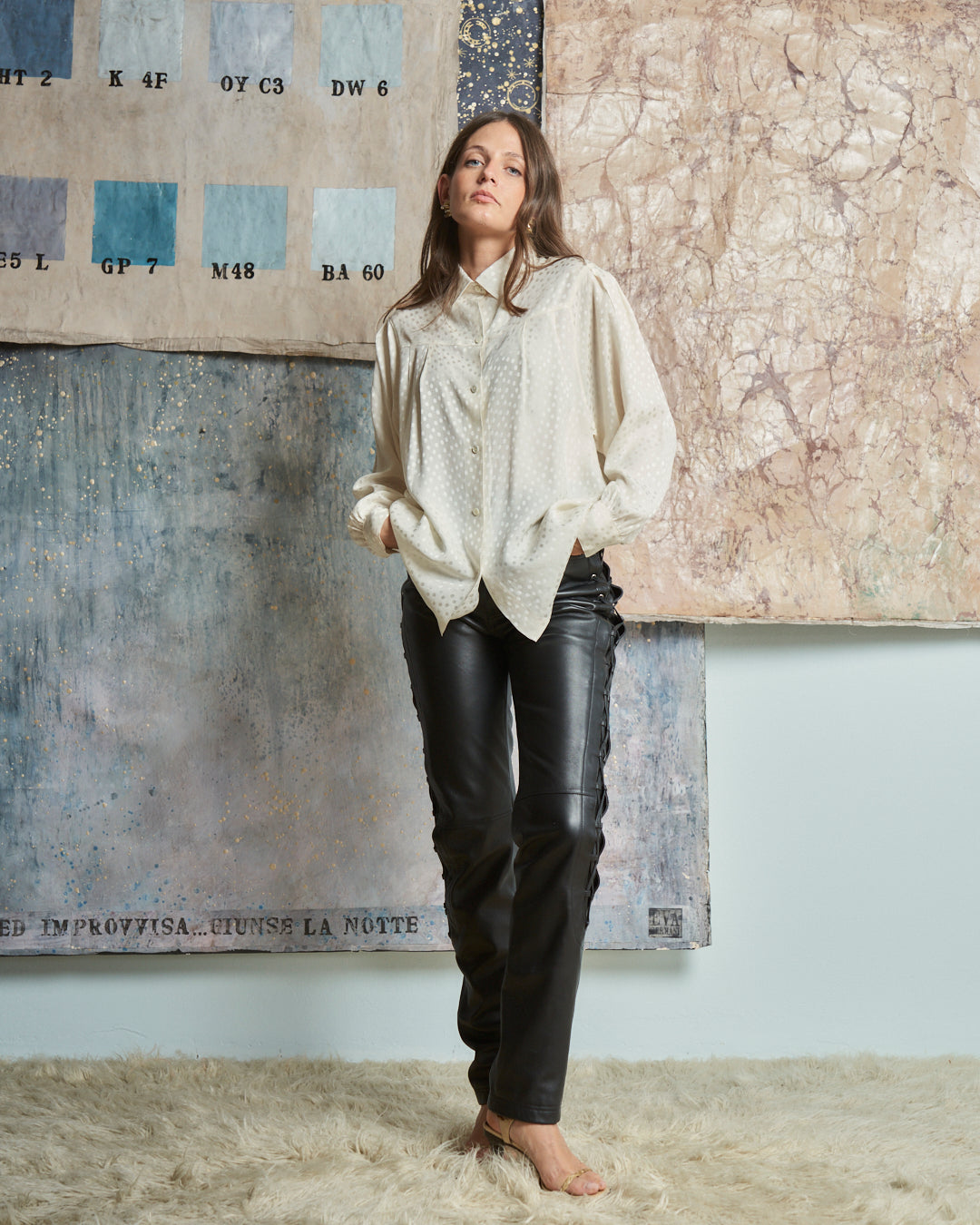 Blusa camicia in tessuto damascato jacquard lamé nero e oro (Copia)