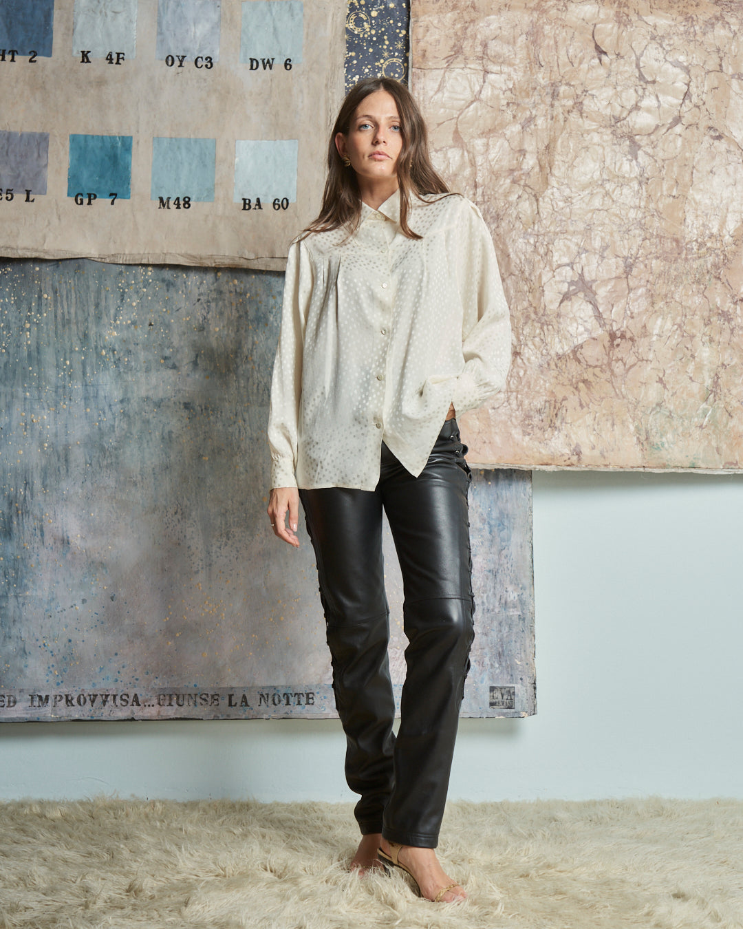 Blusa camicia in tessuto damascato jacquard lamé nero e oro (Copia)