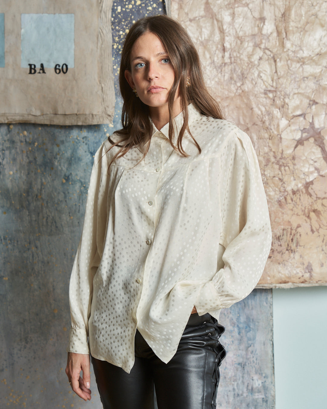 Blusa camicia in tessuto damascato jacquard lamé nero e oro (Copia)