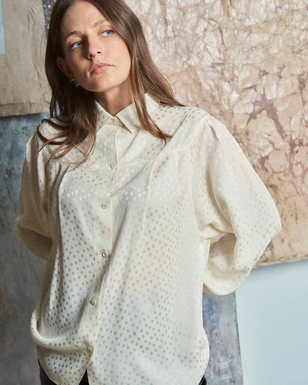 Blusa camicia in tessuto damascato jacquard lamé nero e oro (Copia)