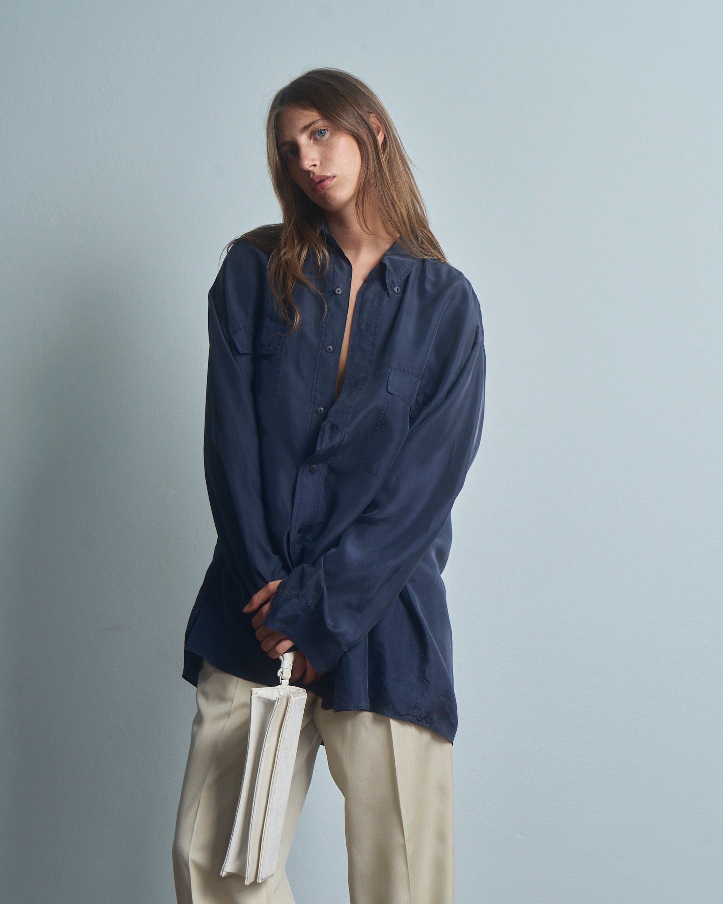 Camicia in seta maschile navy con tasche anni 80