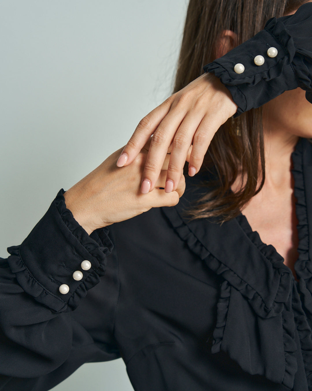 Camicia nera in seta con rouches never worn