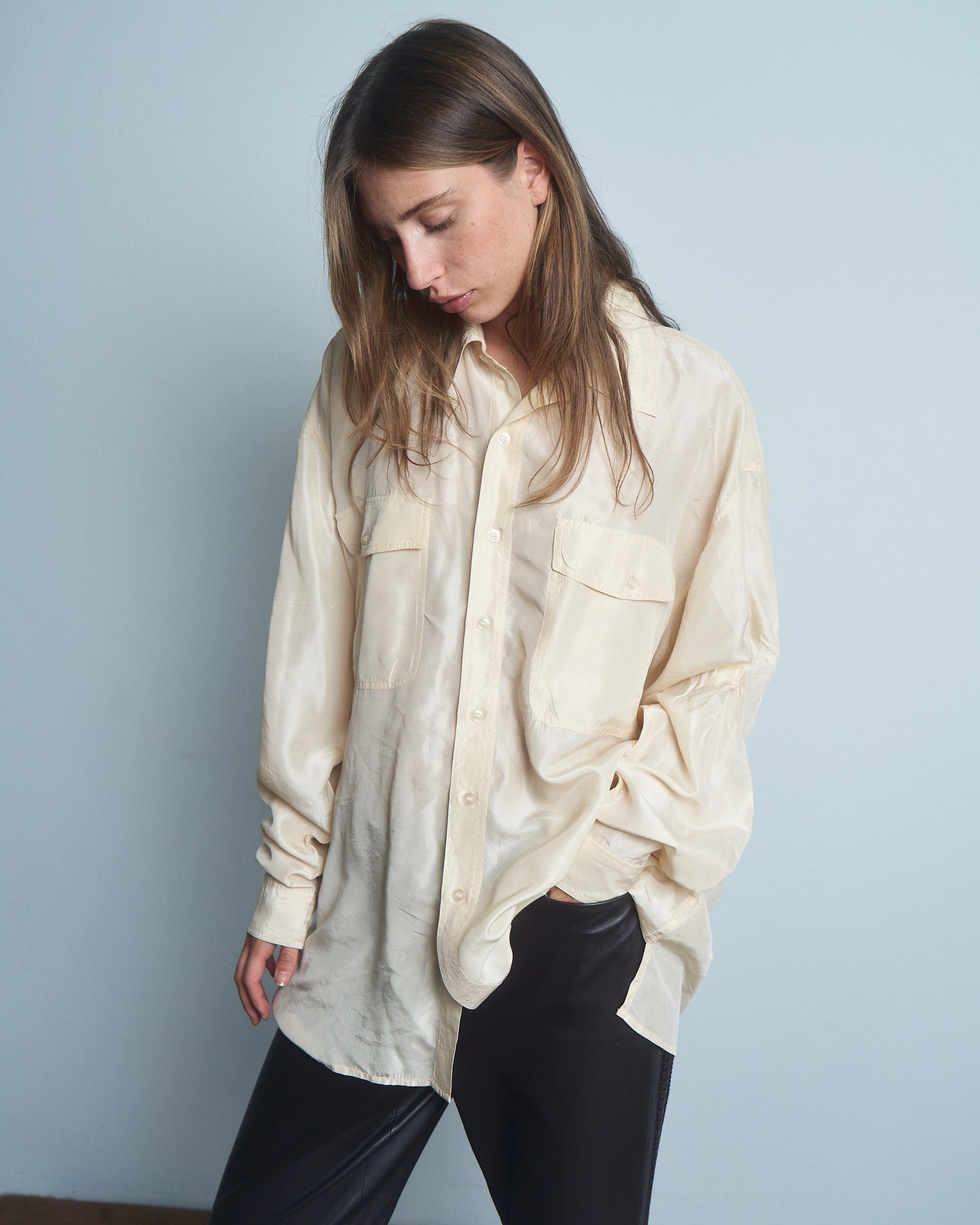 Camicia in seta maschile avorio con tasche anni 80