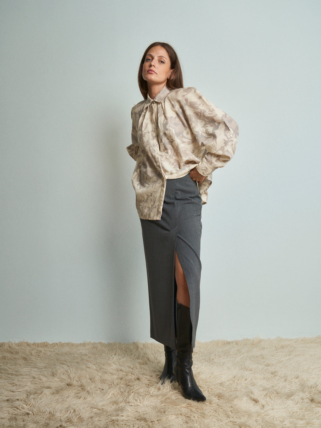 Camicia in lana Trussardi con spalle alte raglan modello a campana