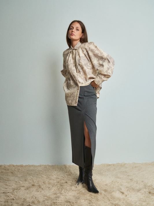 Camicia in lana Trussardi con spalle alte raglan modello a campana
