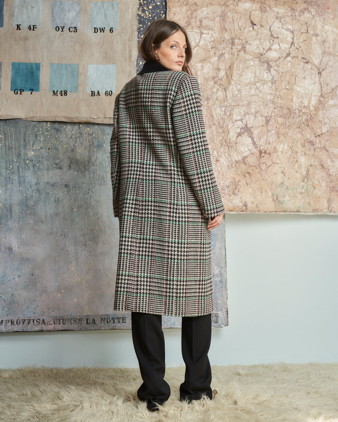 Cappotto in lana principe di Galles con inserti in velluto