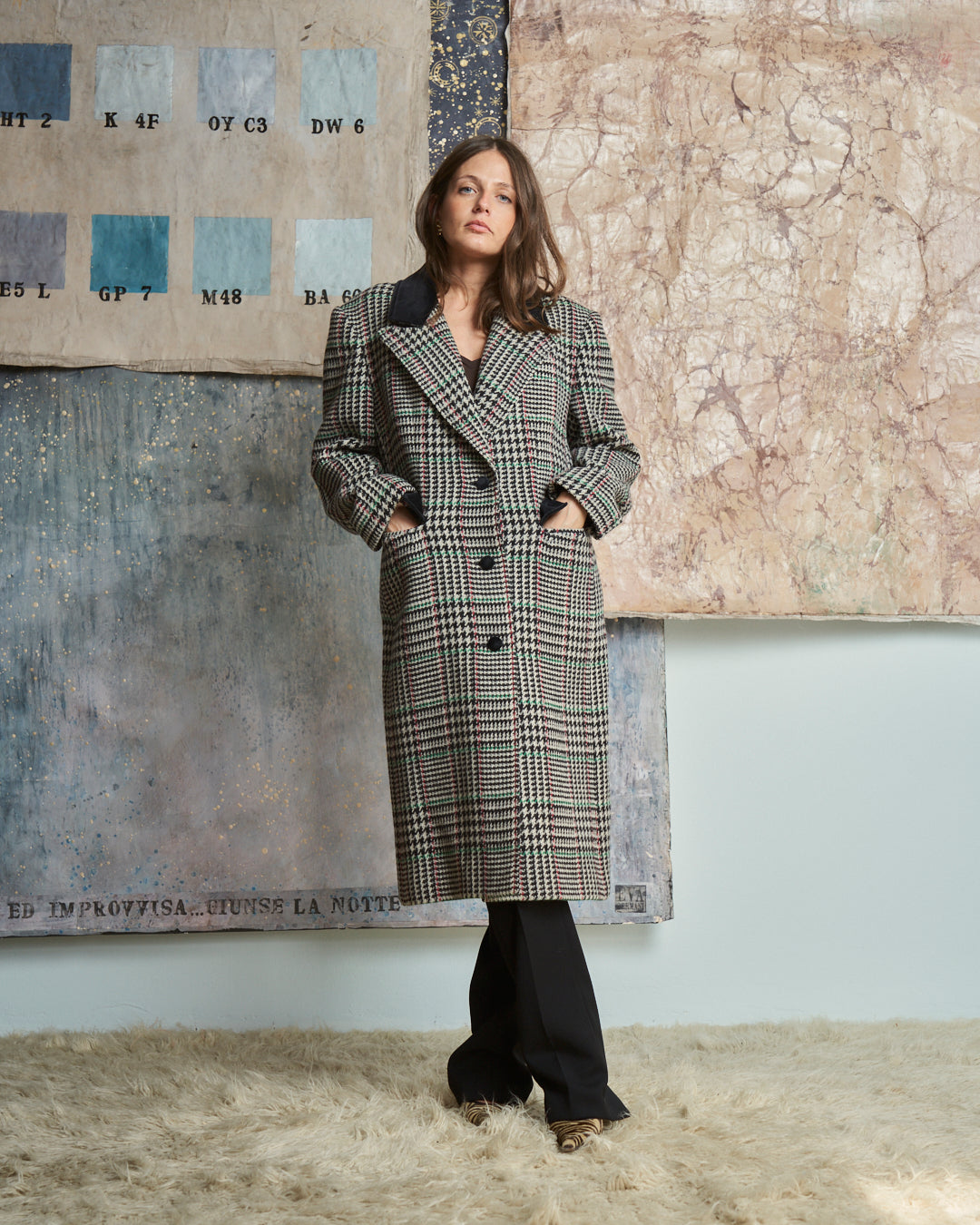 Cappotto in lana principe di Galles con inserti in velluto