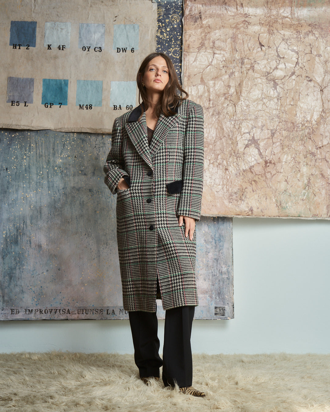 Cappotto in lana principe di Galles con inserti in velluto