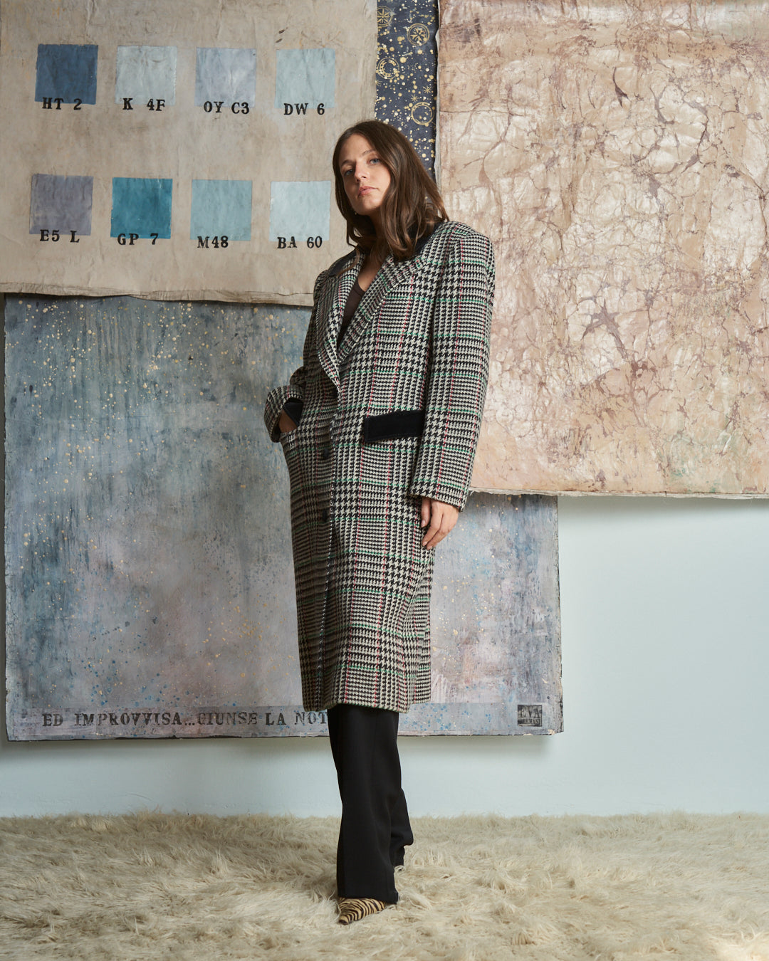 Cappotto in lana principe di Galles con inserti in velluto