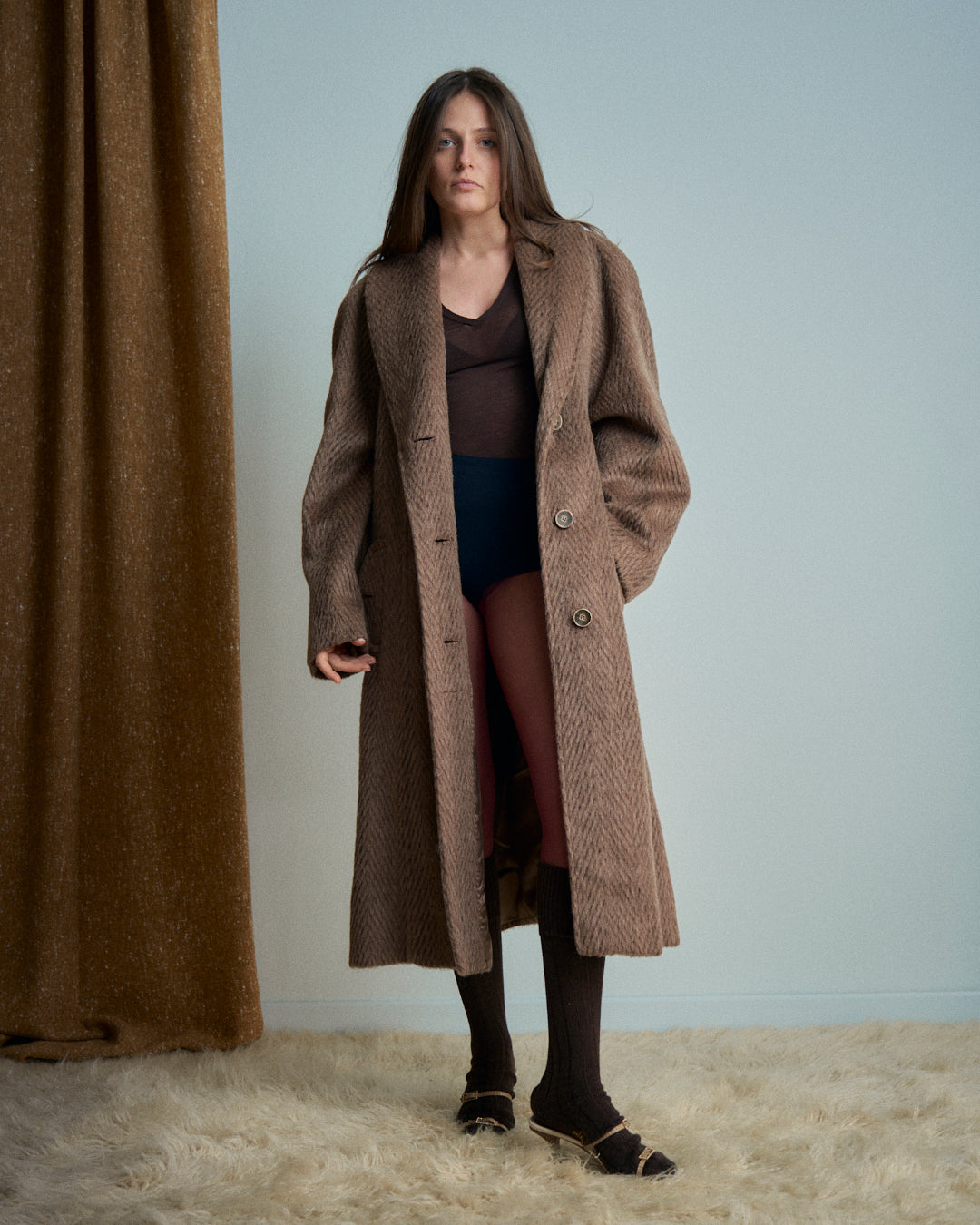 Cappotto in alpaca spigata color noce