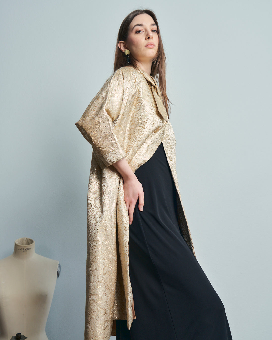 Cappotto anni 60 in tessuto Jacquard oro