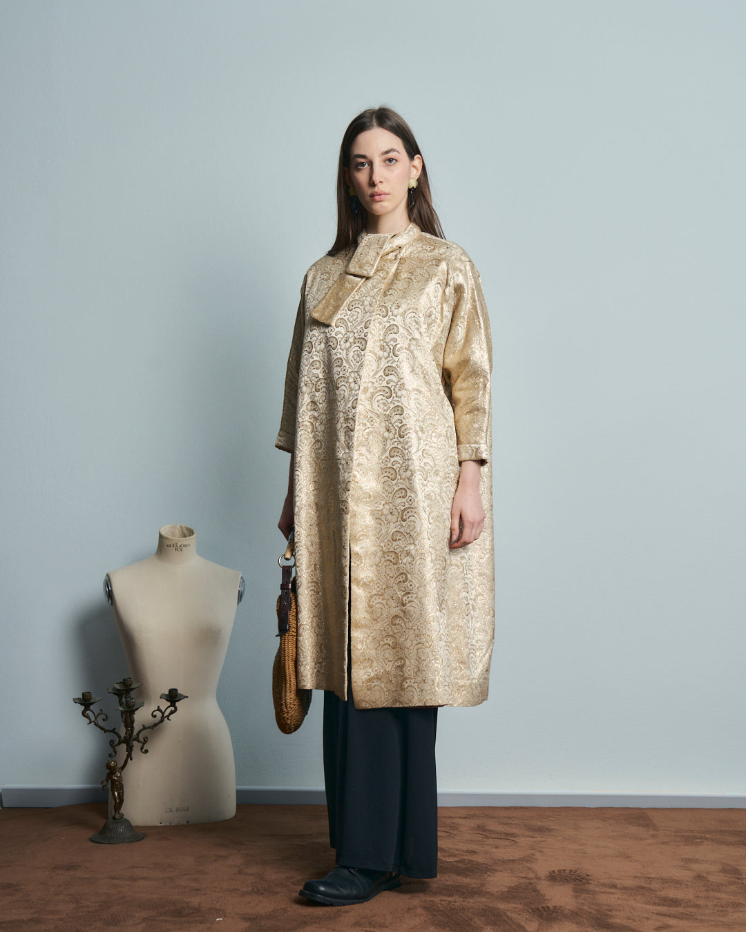 Cappotto anni 60 in tessuto Jacquard oro