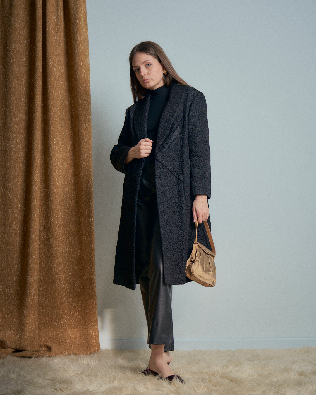 Cappotto anni 60 in tessuto damasco imbottito