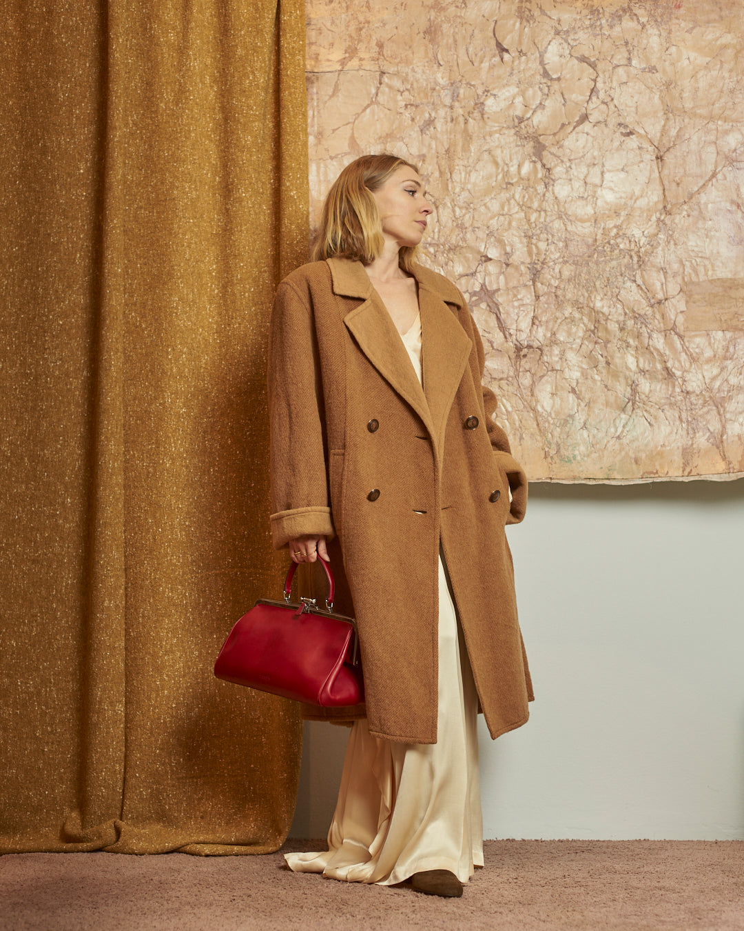 Cappotto in lana doppiato color tabacco