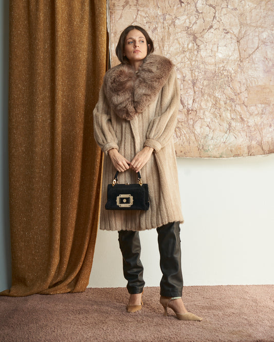 Cappotto sartoriale in alpaca e collo in pelliccia