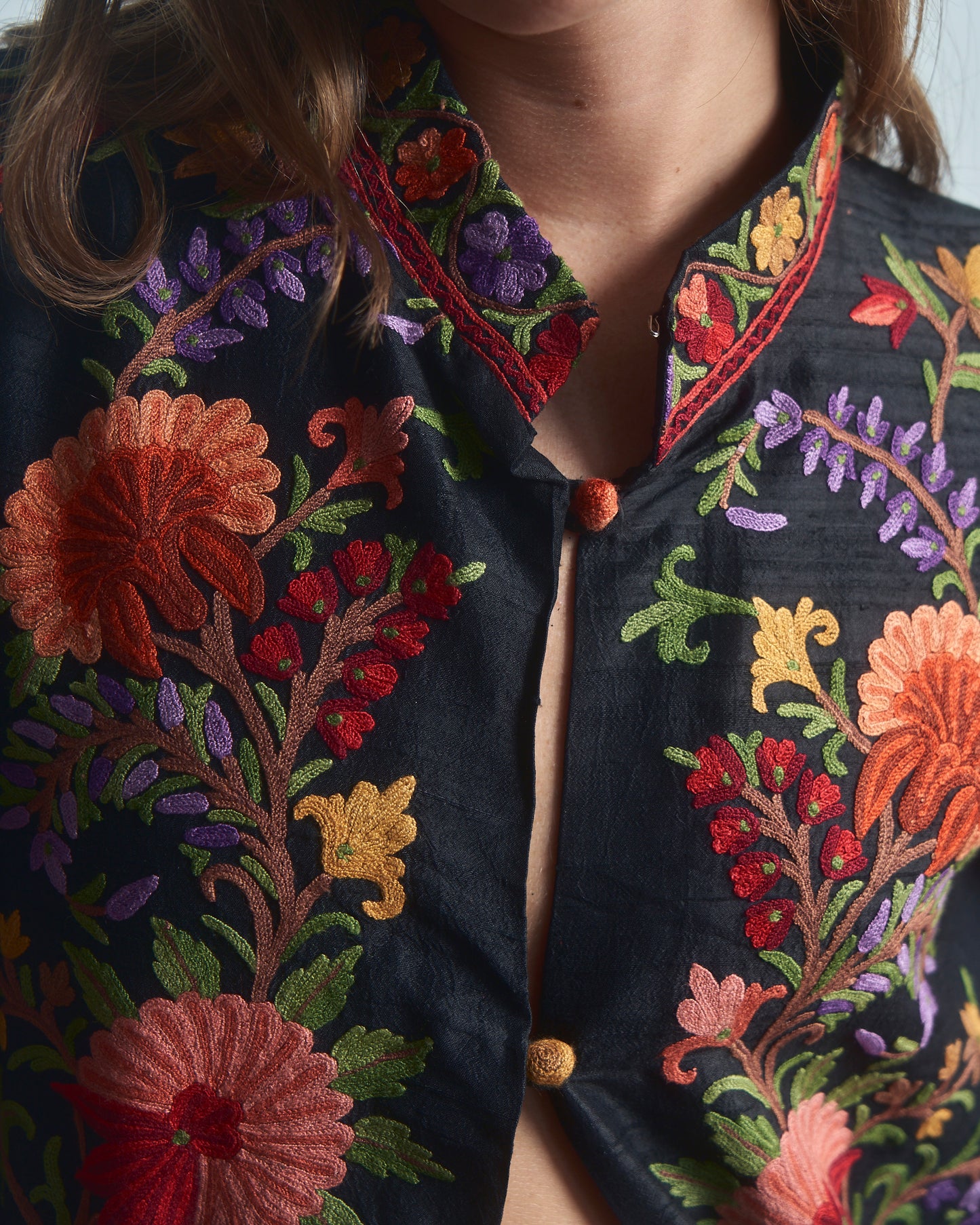 Cappotto leggero in seta ricamato