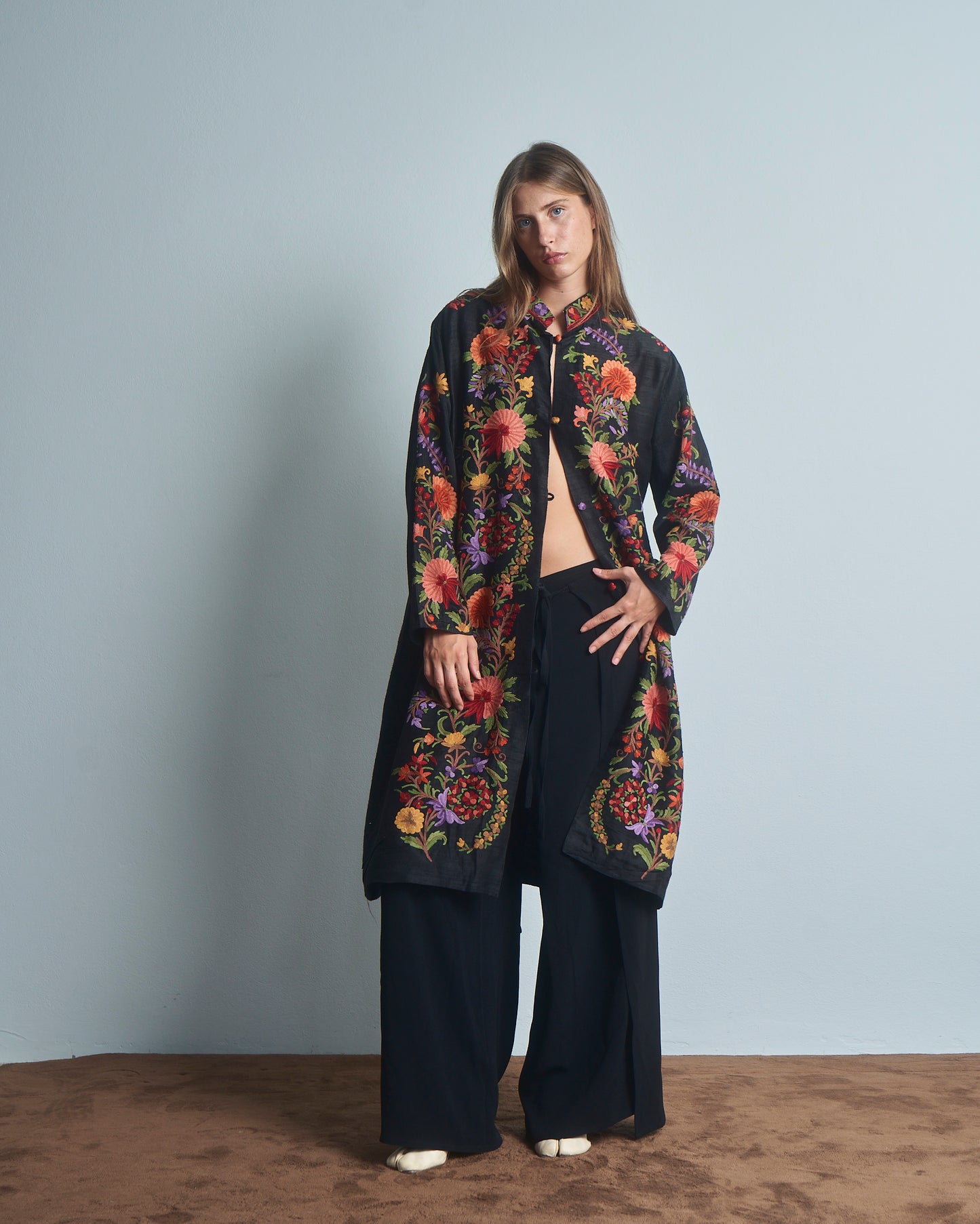 Cappotto leggero in seta ricamato
