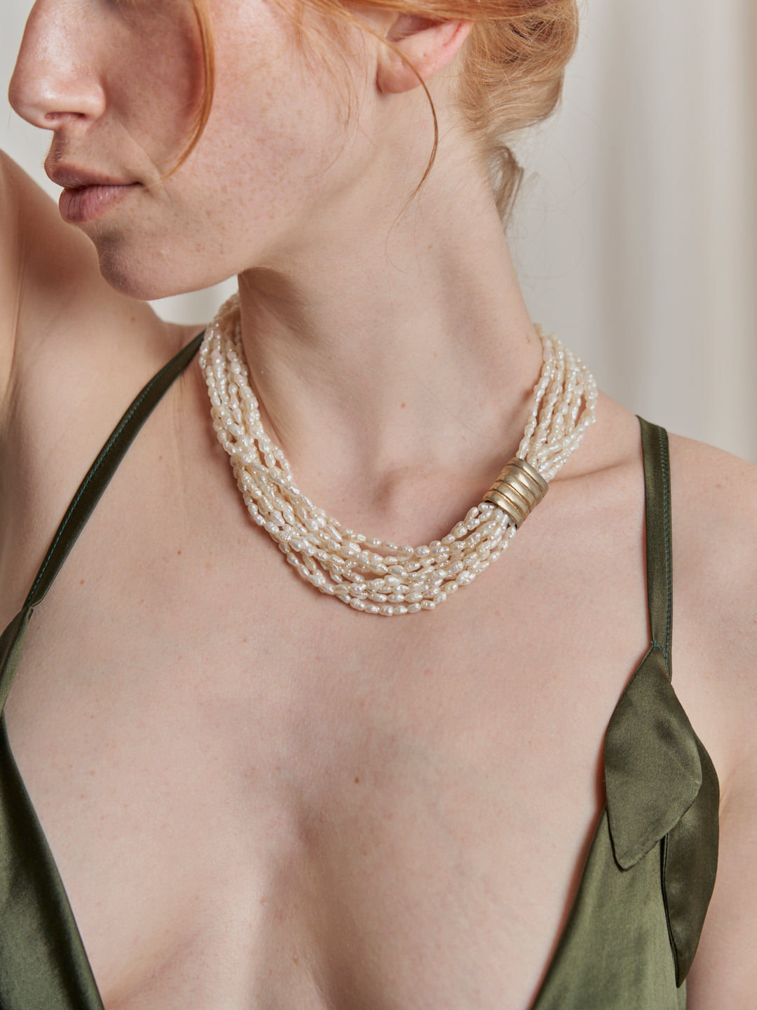 Collana vintage in perle di fiume multifili