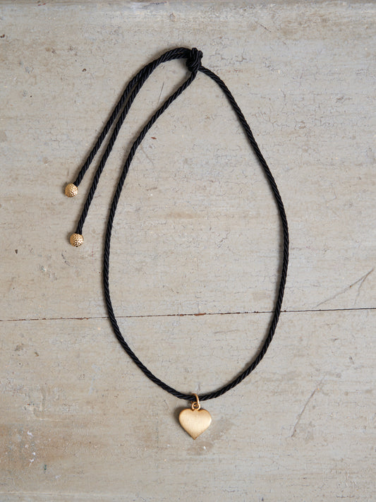 Collana torchon tessuto satin con pendente a cuore