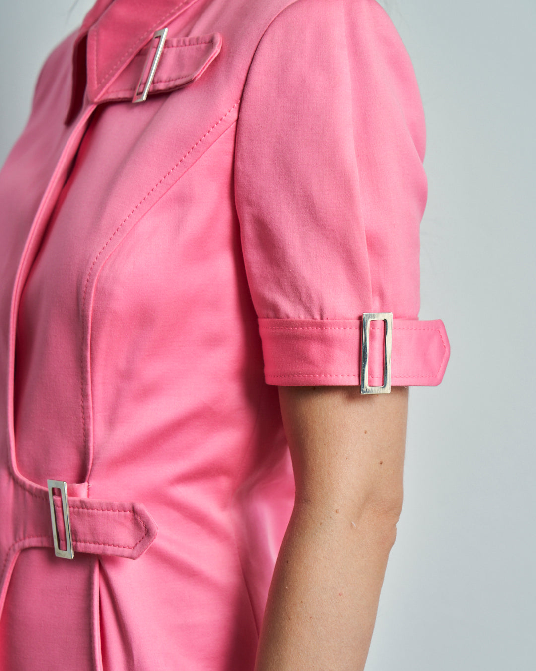 Completo in cotone rosa fluo firmato Antonio Berardi