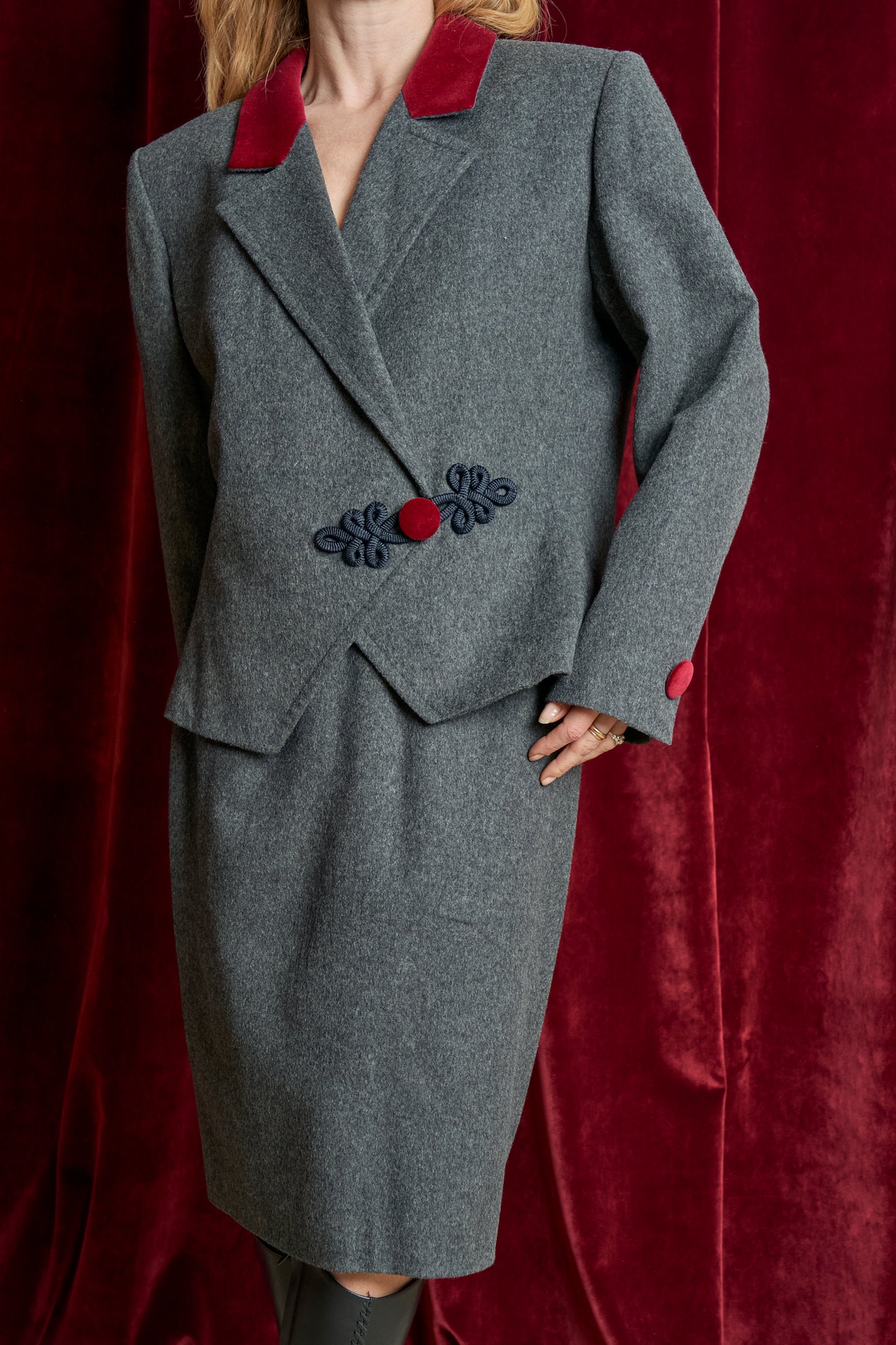 Completo Tailleur firmato "YSL" alamaro