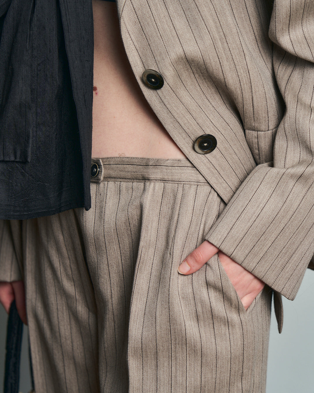 Completo In lana Tessuto Valentino sartoriale gessato anni 80
