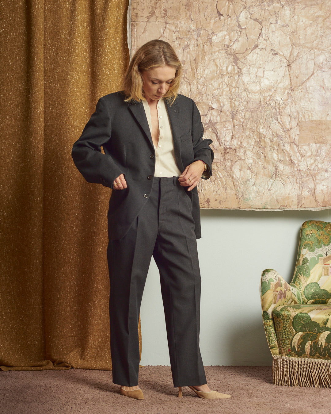 Completo maschile grigio in lana vintage