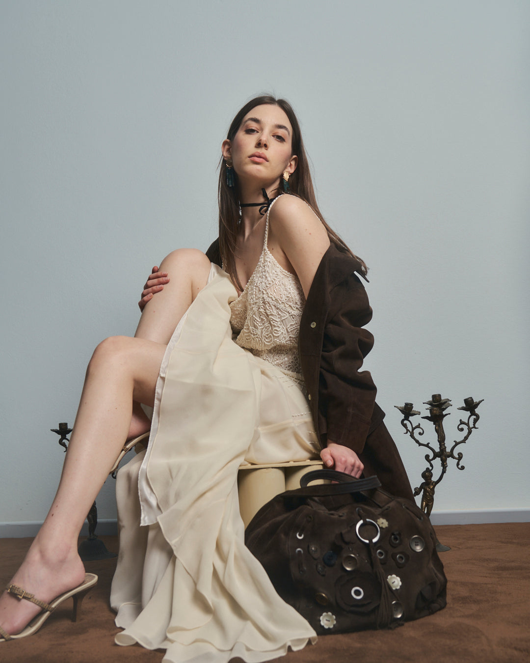 Abito da sposa o da sera con ricami e perline in pura seta