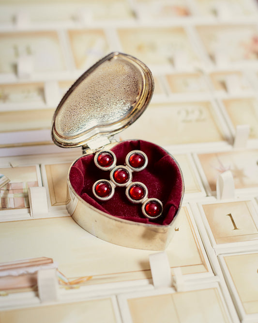 Ciondolo a croce in galvanica metallo argentato e rosso