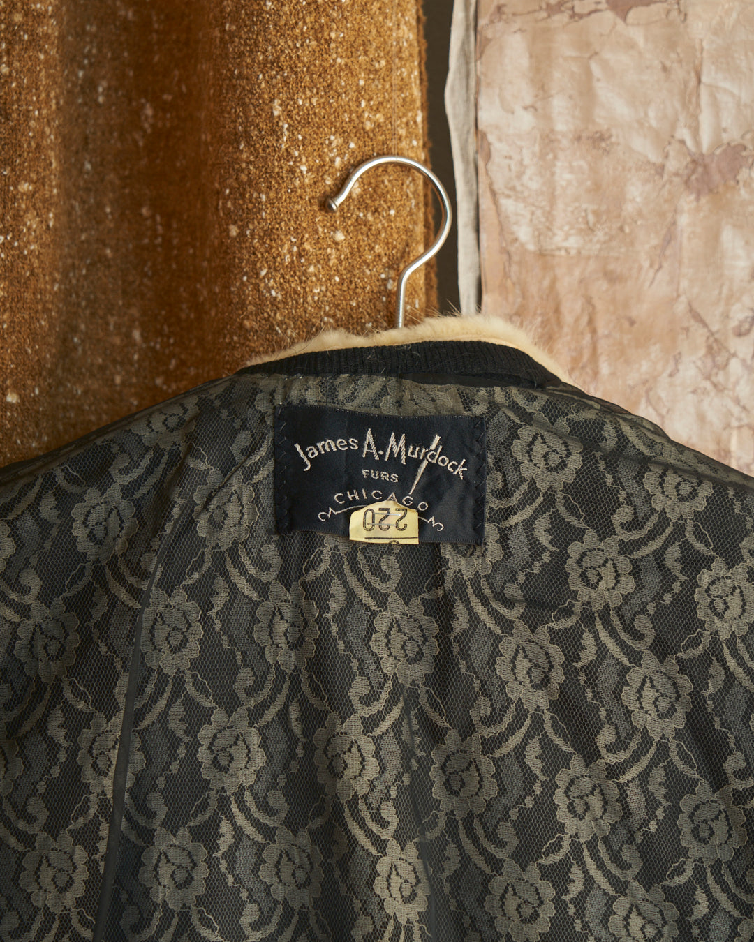 Cardigan in cachemere anni 50 made in Usa con collo in pelliccia