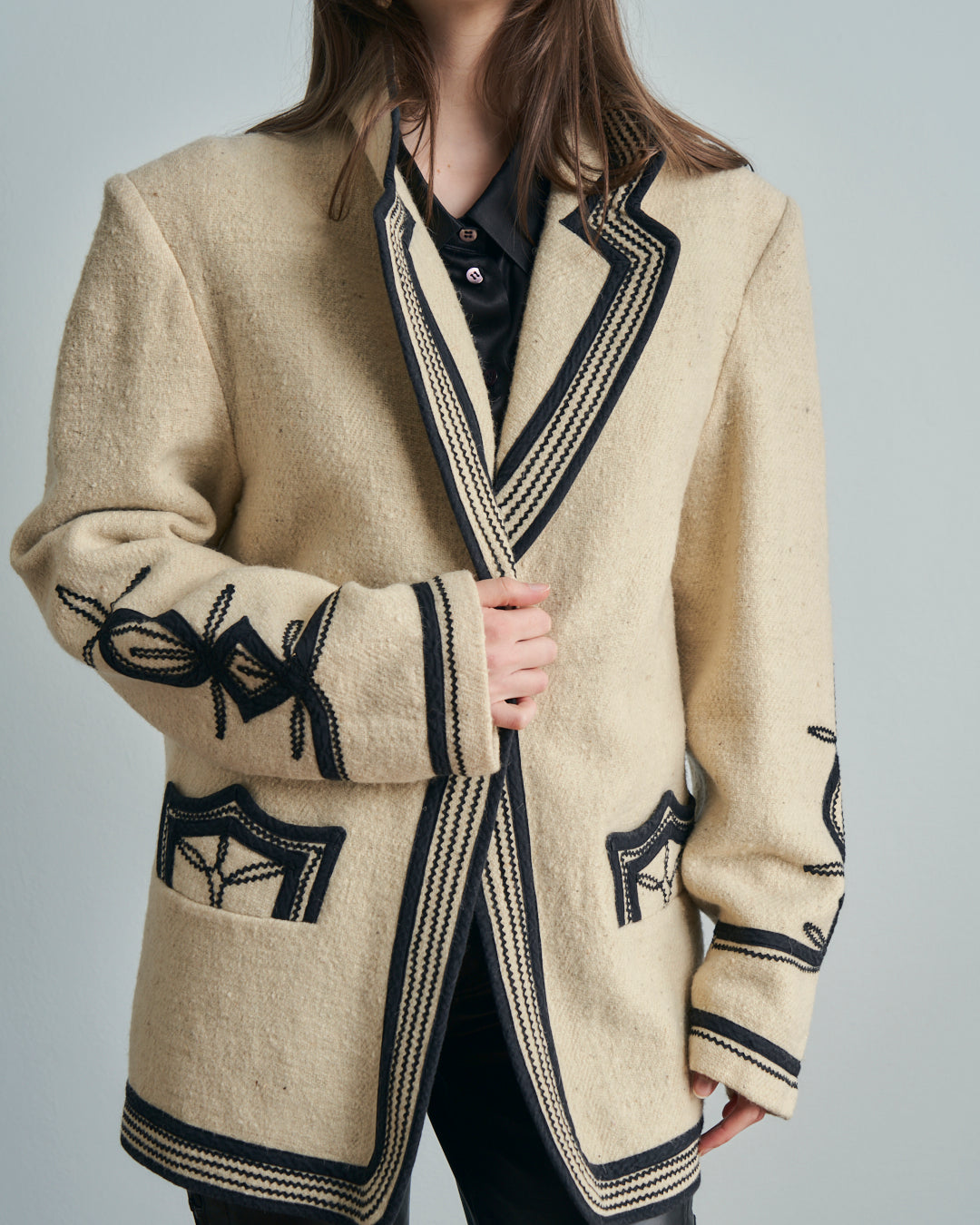 Giacca anni 70 americana Guatemala in lana con ricami neri tradizionali